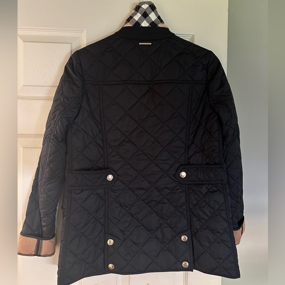 Burberry women’s black quilted button jacket - Picture 3 of 4